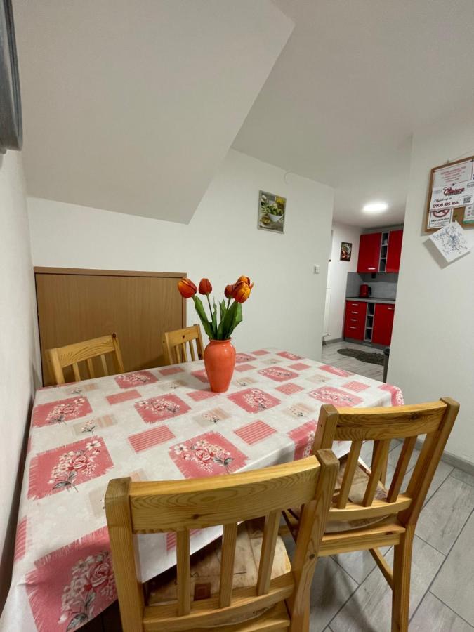 Apartman Klaudia Ruzomberok Eksteriør bilde