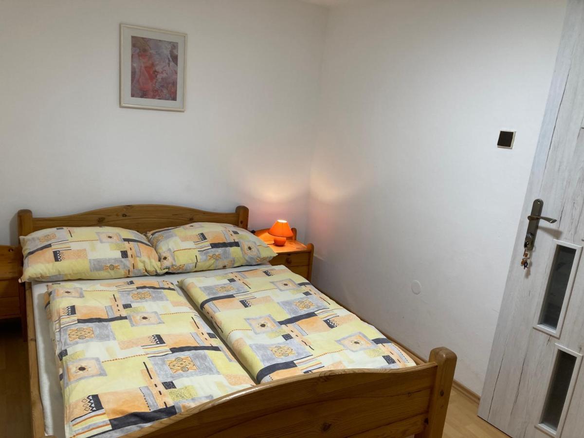 Apartman Klaudia Ruzomberok Eksteriør bilde